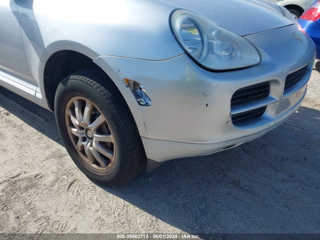 2005 PORSCHE CAYENNE WP1AA29P65LA23347 Photo 5