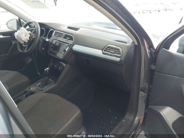 3VV1B7AX7MM029180 Volkswagen Tiguan 2.0t S