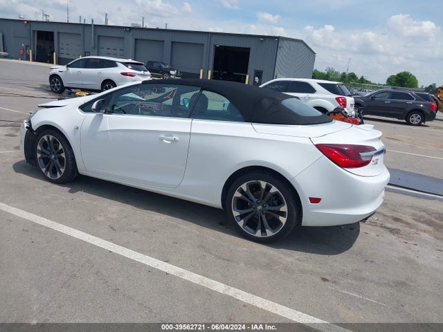 W04WH3N56JG043513 Buick Cascada Premium