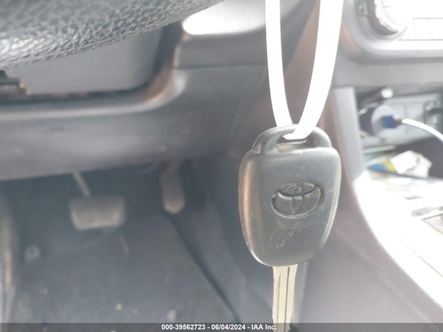 Toyota COROLLA LE 2015 2T1BURHE7FC383046 Image 11