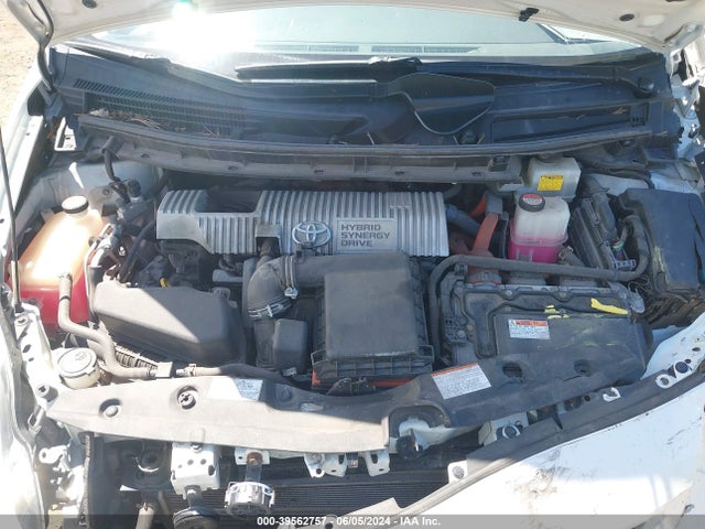 Toyota Prius Four 2015 JTDKN3DU4F1975970 Image 10