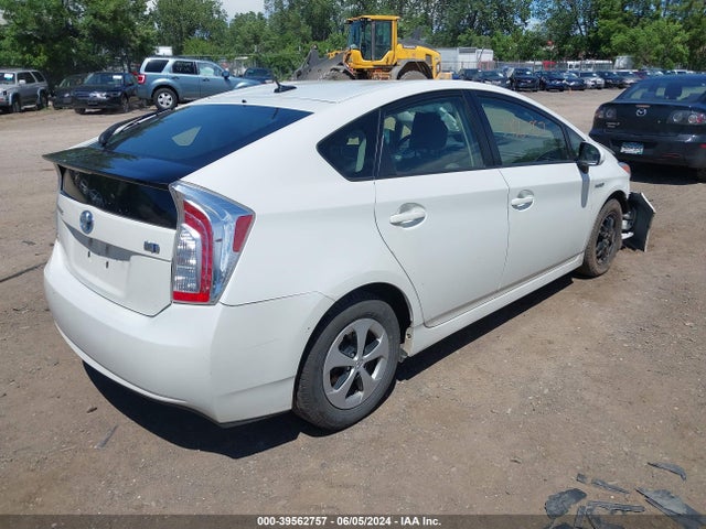 Toyota Prius Four 2015 JTDKN3DU4F1975970 Image 4