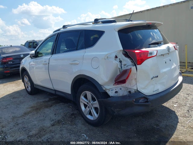Toyota Rav4 Xle 2014 JTMRFREV2ED048467 Image 3