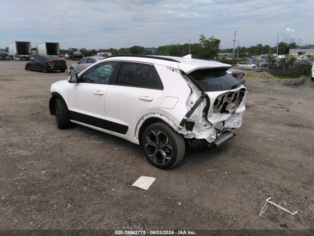 KIA Niro Ex Touring 2023 KNDCR3LE7P5044327 Image 3