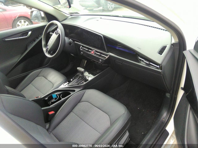 KIA Niro Ex Touring 2023 KNDCR3LE7P5044327 Image 5