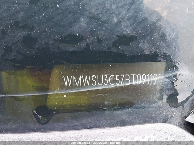 2011 MINI COOPER WMWSU3C57BT091191 Photo 8