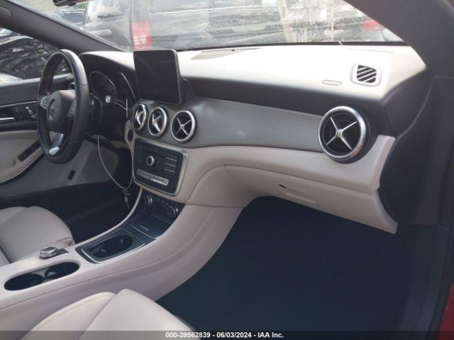 WDDSJ4EBXJN539114 Mercedes-Benz CLA 250