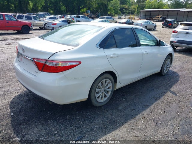 Toyota CAMRY LE 2015 4T4BF1FK9FR459990 Image 4