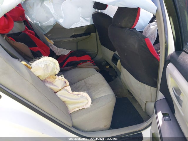 Toyota CAMRY LE 2015 4T4BF1FK9FR459990 Image 8