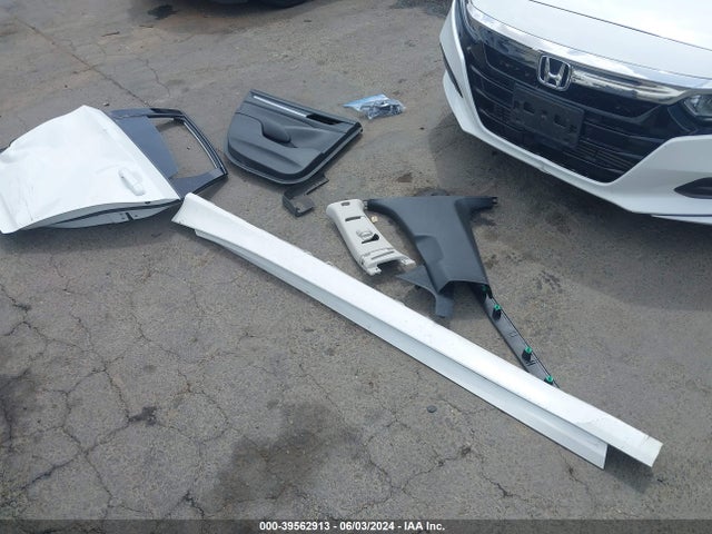 1HGCV1F11LA087413 Honda ACCORD LX