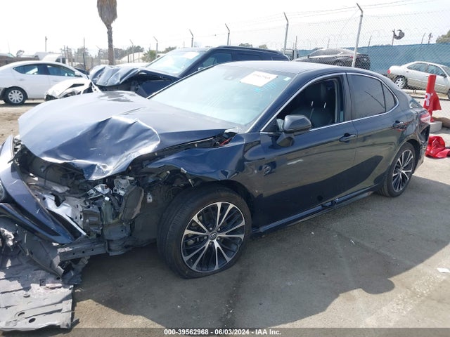 Toyota CAMRY SE 2020 4T1G11AK2LU932811 Image 2