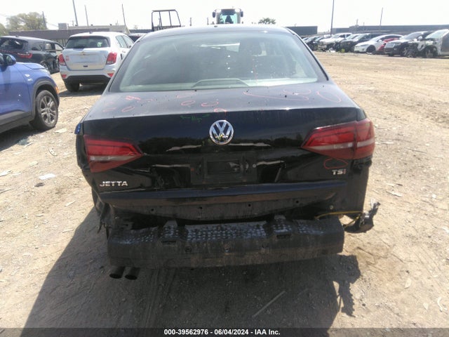 3VW2B7AJ8HM346757 Volkswagen Jetta 1.4t S