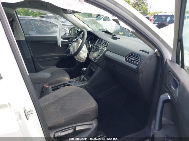 3VV0B7AX5LM112410 Volkswagen Tiguan 2.0t S