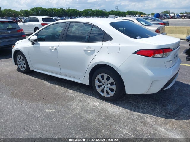 Toyota COROLLA LE 2020 5YFEPRAE4LP072880 Image 3