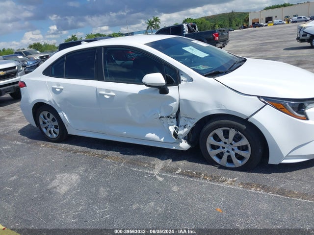 Toyota COROLLA LE 2020 5YFEPRAE4LP072880 Image 6