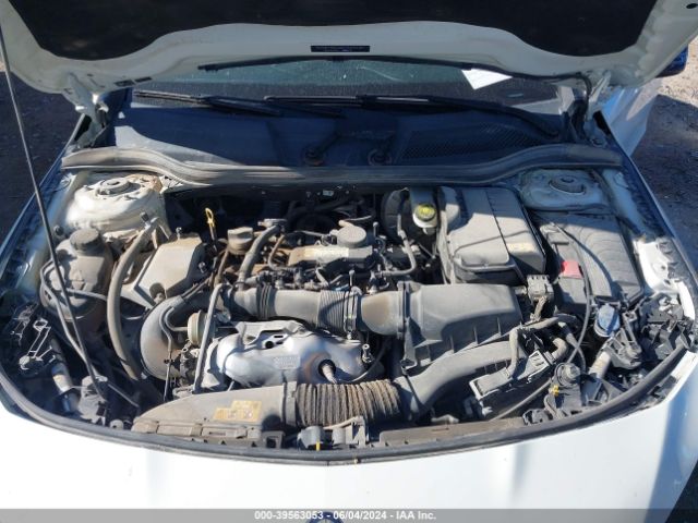 WDDSJ4GB9GN389485 Mercedes-Benz CLA 250 4MATIC