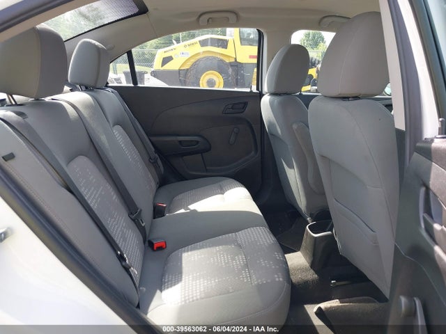 Chevrolet Sonic Ls Auto 2017 1G1JB5SH7H4174983 Image 19