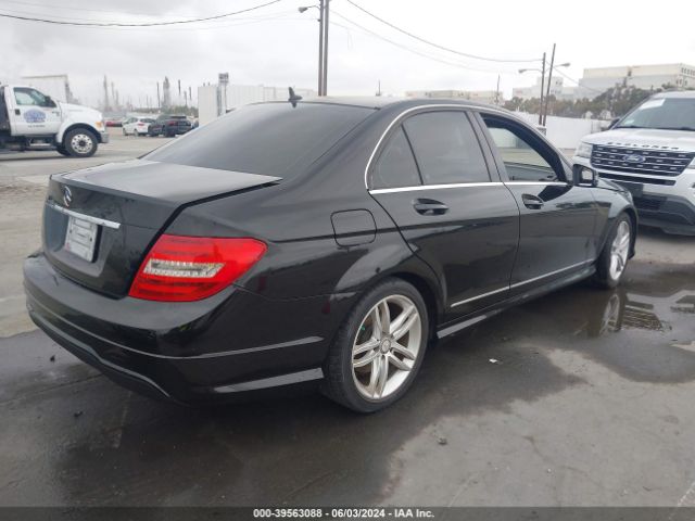 WDDGF4HBXEA942915 Mercedes-Benz C 250 Luxury/sport