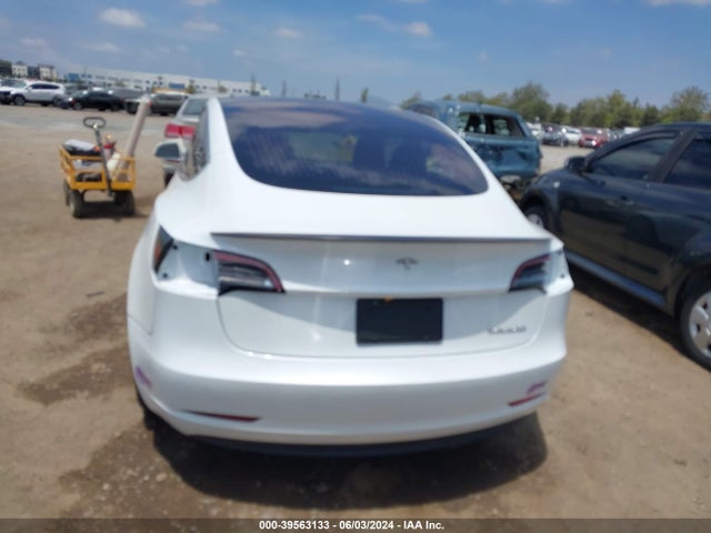 5YJ3E1EB8JF180281 Tesla Model 3 Long Range/performance