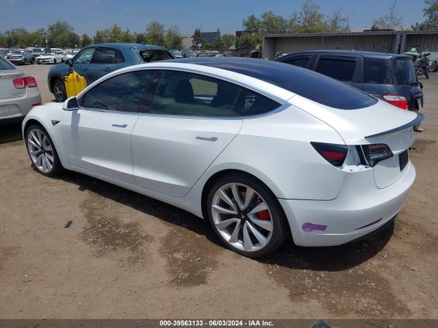 5YJ3E1EB8JF180281 Tesla Model 3 Long Range/performance