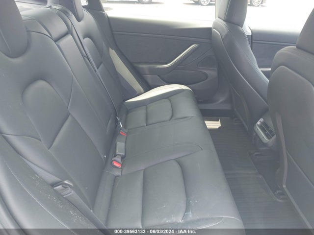 5YJ3E1EB8JF180281 Tesla Model 3 Long Range/performance
