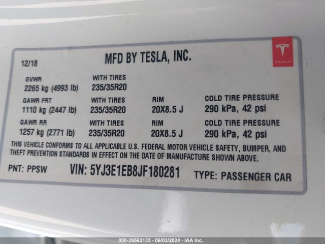 5YJ3E1EB8JF180281 Tesla Model 3 Long Range/performance