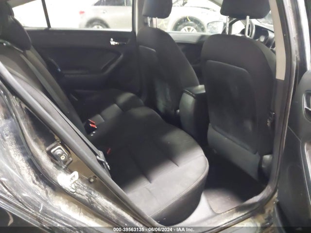 KIA FORTE LX 2016 KNAFK4A63G5471990 Image 8