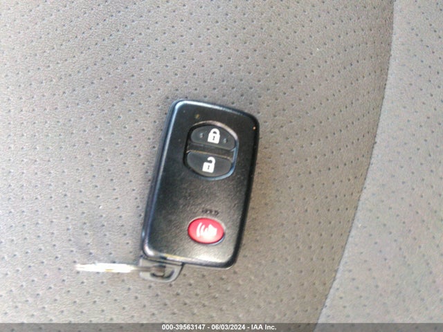 Toyota Prius Two 2015 JTDKN3DU8F1900236 Image 11