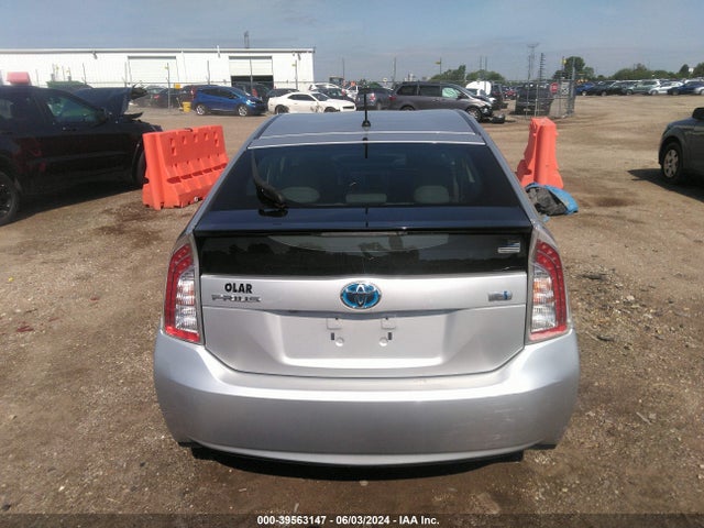 Toyota Prius Two 2015 JTDKN3DU8F1900236 Image 16
