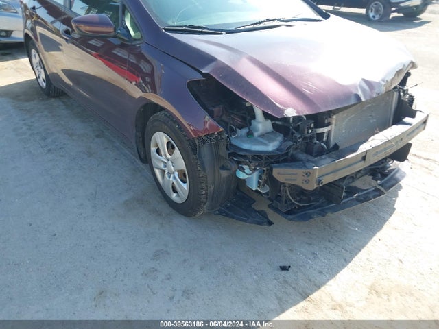 KIA FORTE LX 2018 3KPFK4A74JE239275 Image 16