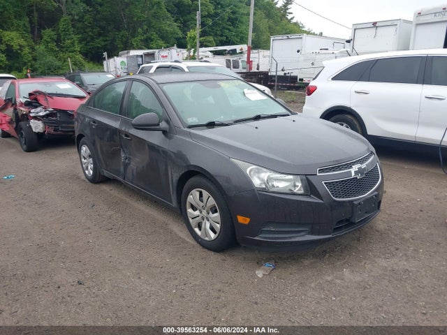 2014 1G1PA5SG8E7151856 main image