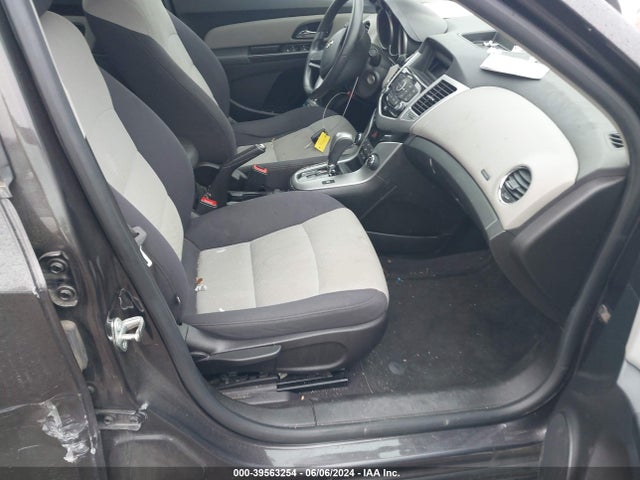 Chevrolet Cruze Ls Auto 2014 1G1PA5SG8E7151856 Image 5