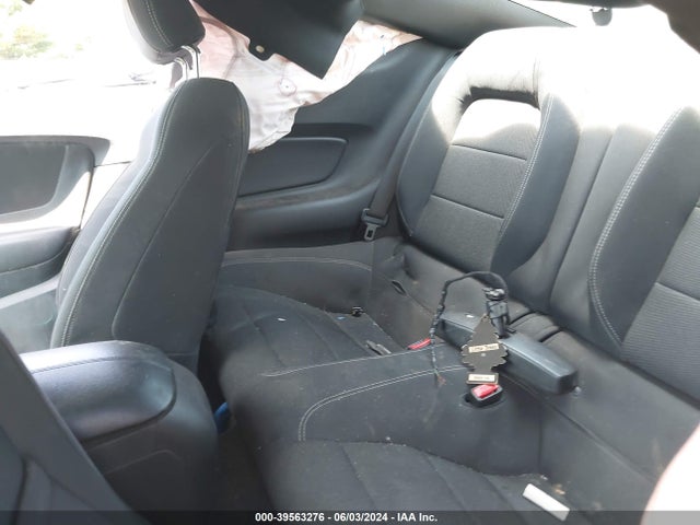 Ford Mustang V6 2016 1FA6P8AM0G5263792 Image 8