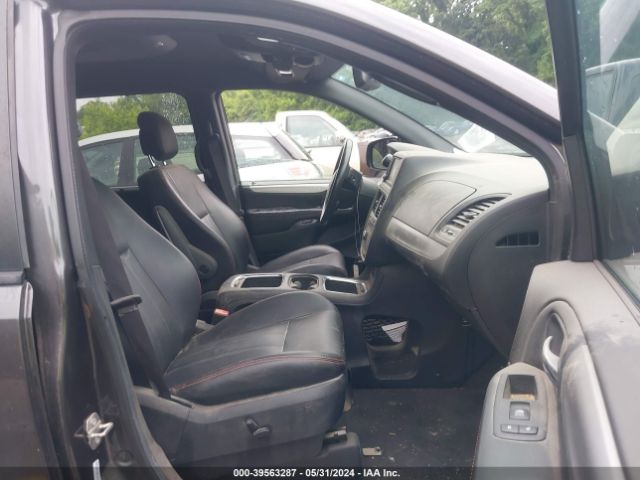 2C4RDGEG1KR760506 Dodge Grand Caravan Gt