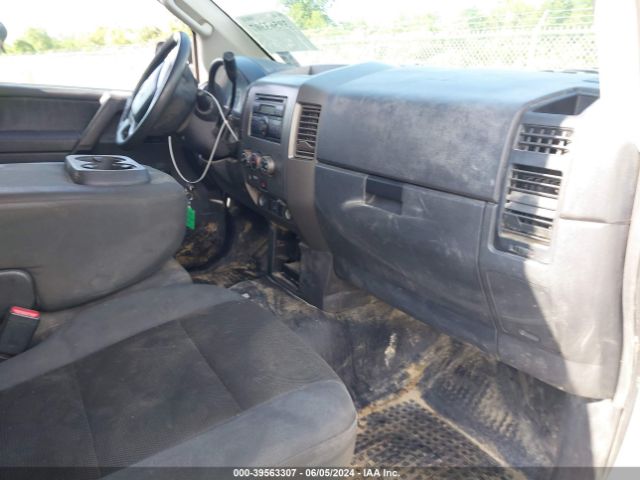 1N6BA0CH0EN514204 Nissan TITAN S
