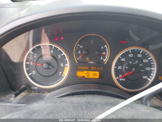 1N6BA0CH0EN514204 Nissan TITAN S