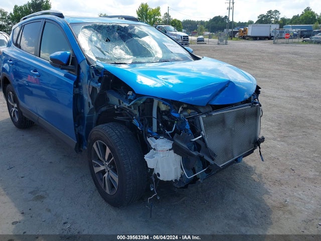 Toyota Rav4 Xle 2018 JTMRFREV3JD241639 Image 6