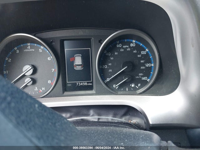 Toyota Rav4 Xle 2018 JTMRFREV3JD241639 Image 7