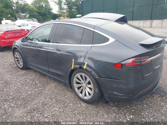 2016 TESLA MODEL X 5YJXCBE45GF001301 Photo 2