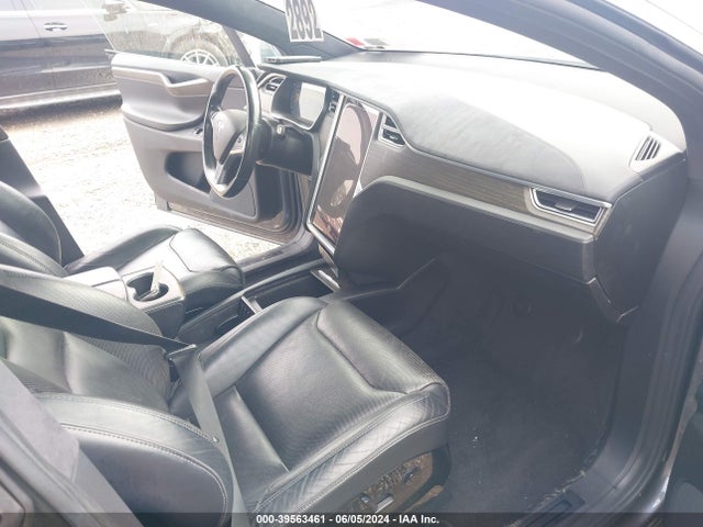 2016 TESLA MODEL X 5YJXCBE45GF001301 Photo 4