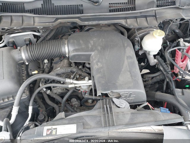 1C6RR7GG7HS583294 RAM 1500 Slt Quad Cab 4x4 6'4 Box