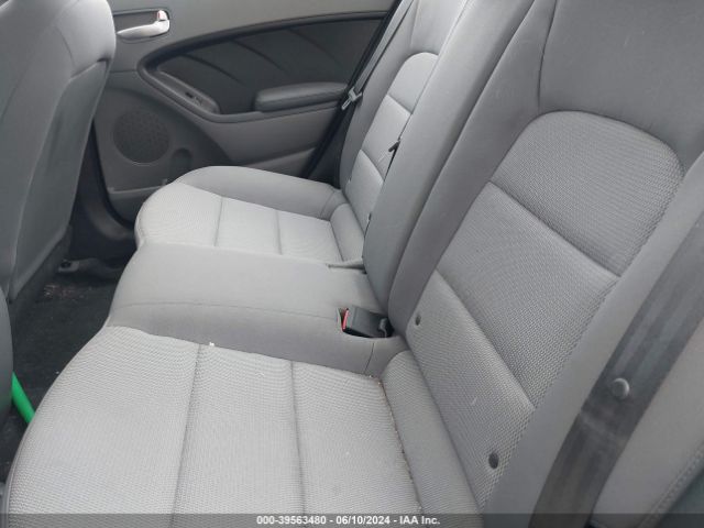 3KPFK4A78HE136290 KIA FORTE LX