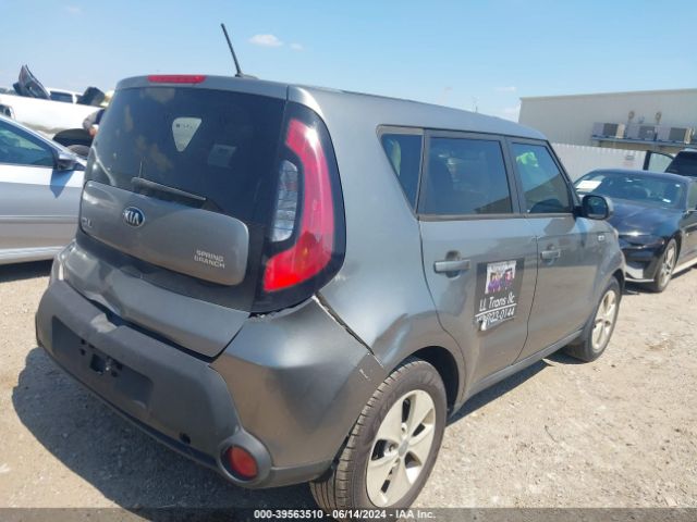 KNDJN2A28F7123210 KIA Soul