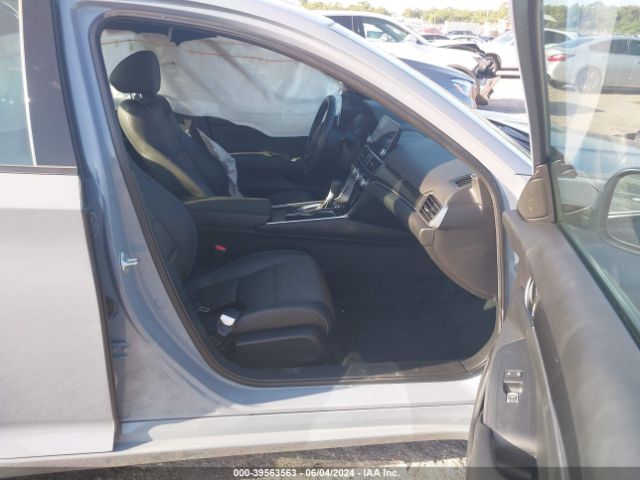 1HGCV1F36NA123424 Honda Accord Sport