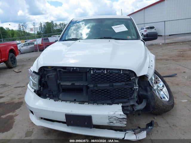 RAM 1500 Express  4x4 5'7 Box 2018 1C6RR7KT7JS314383 Image 13