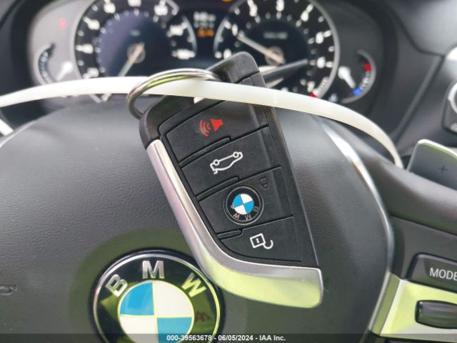 5UXTR9C58KLR07495 BMW X3 Xdrive30i