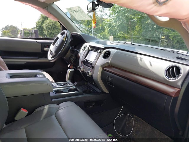 5TFHY5F15KX796098 Toyota Tundra Limited 5.7l V8