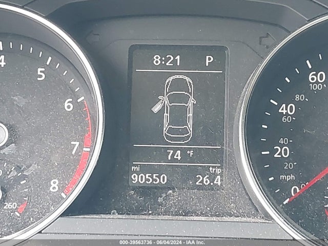 3VWDB7AJ6JM250107 Volkswagen Jetta 1.4t Se/1.4t Wolfsburg Edition