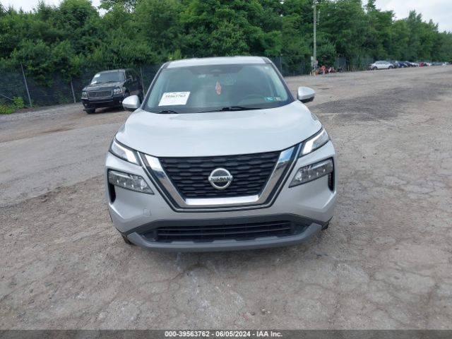 5N1AT3BB5MC727002 Nissan Rogue Sv Intelligent Awd