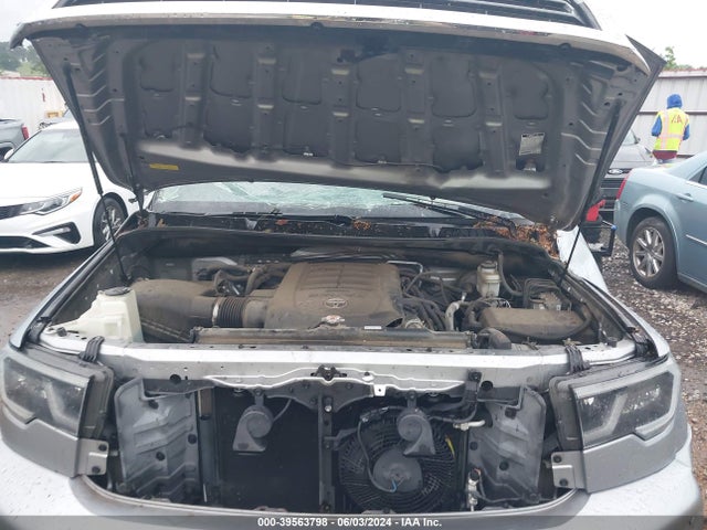 Toyota Sequoia Limited 2018 5TDJY5G1XJS156540 Image 10